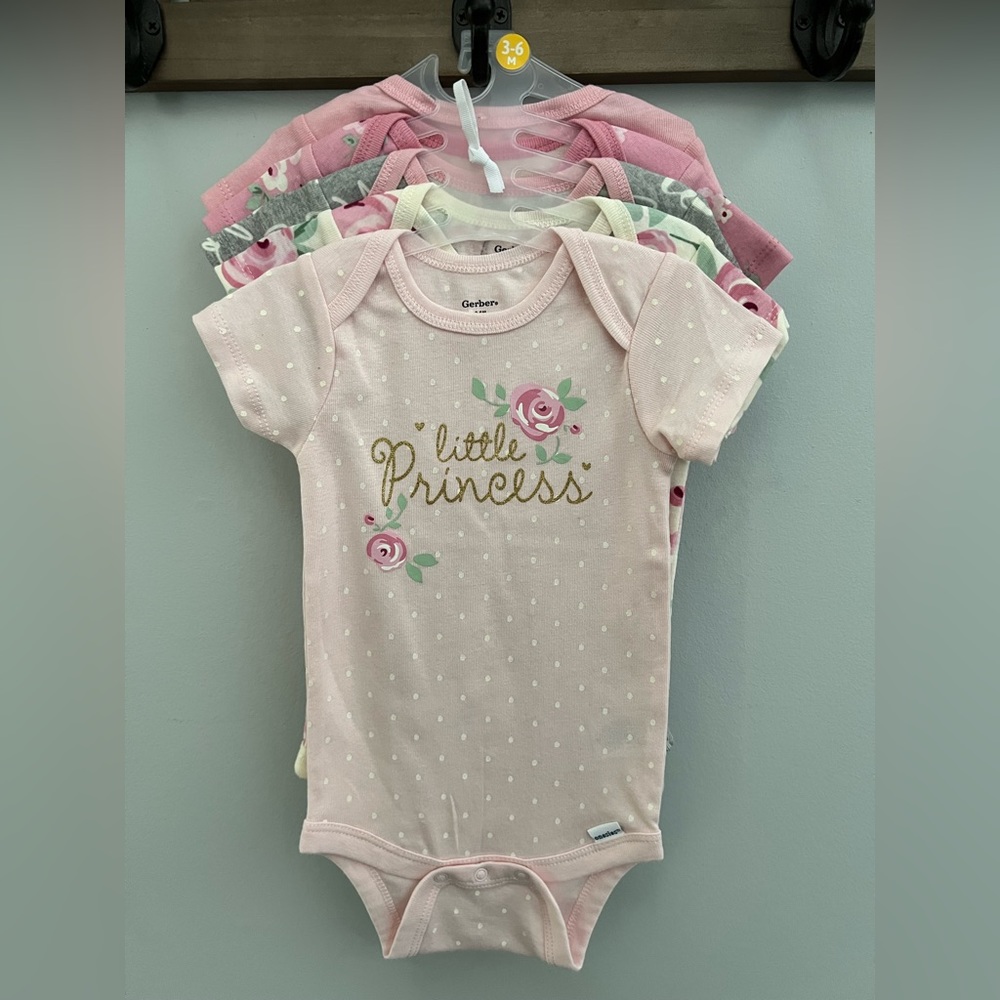 Brand New! Gerber 5-Pack Baby Girls Floral Bodysuits 3-6M